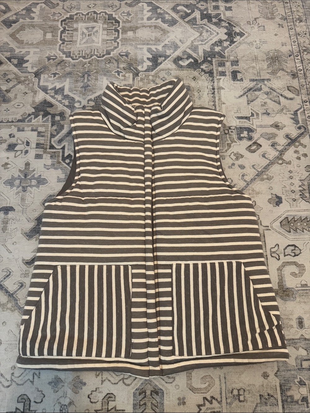 Hem & Thread Striped Funnel Neck Zip Up Vest Small Brown Cream